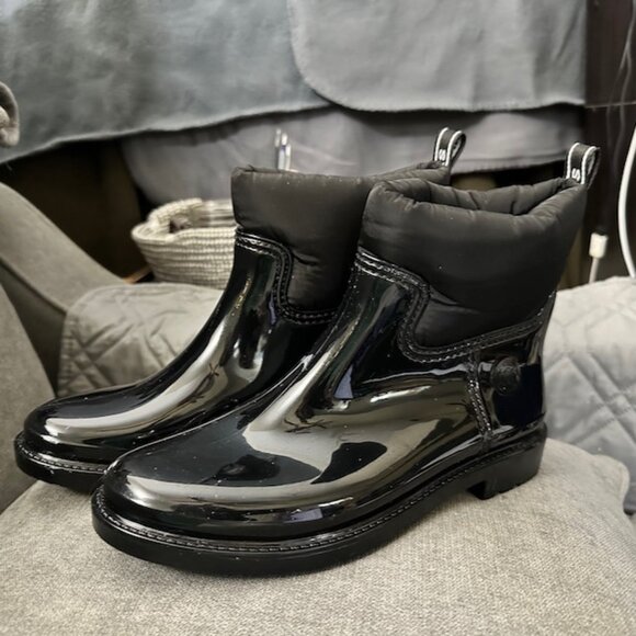 Michael Kors Blakely Logo Rain Boot - Picture 2 of 11